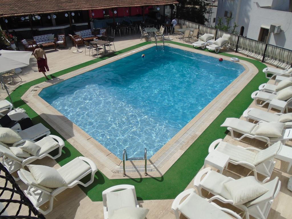 Gloriatibi Jarra Hotel غومْبيت المظهر الخارجي الصورة