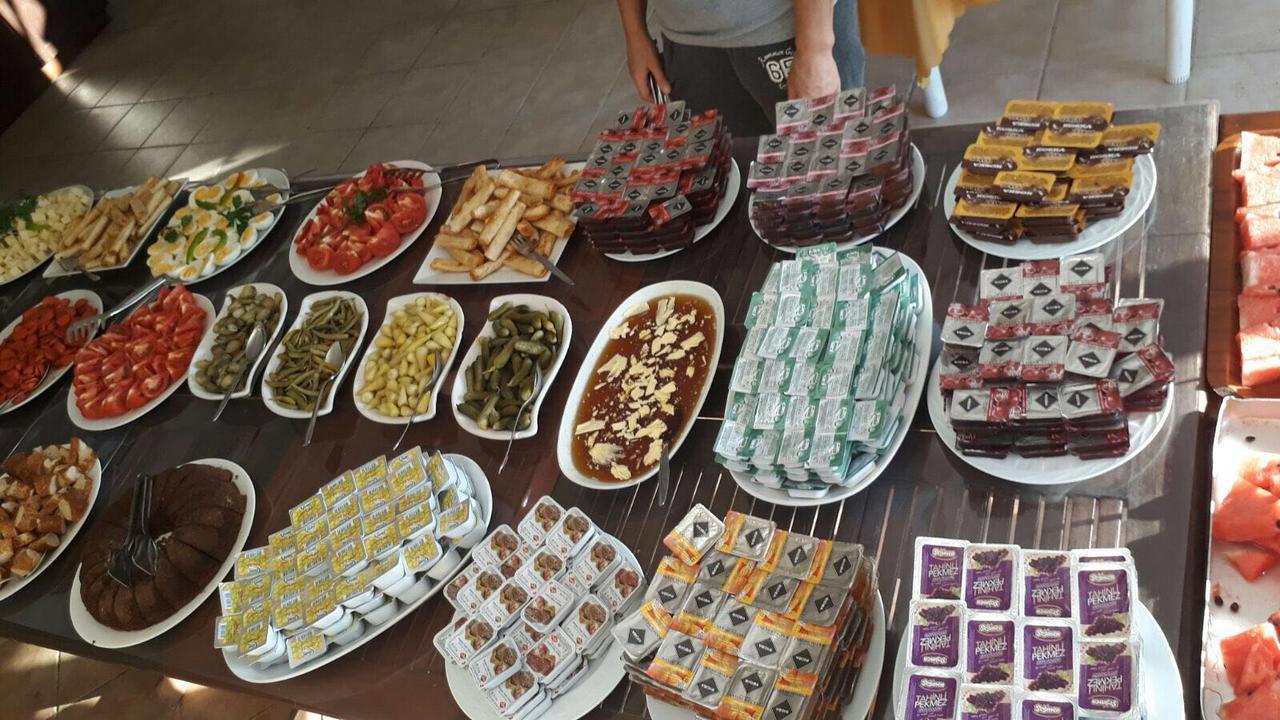 Gloriatibi Jarra Hotel غومْبيت المظهر الخارجي الصورة