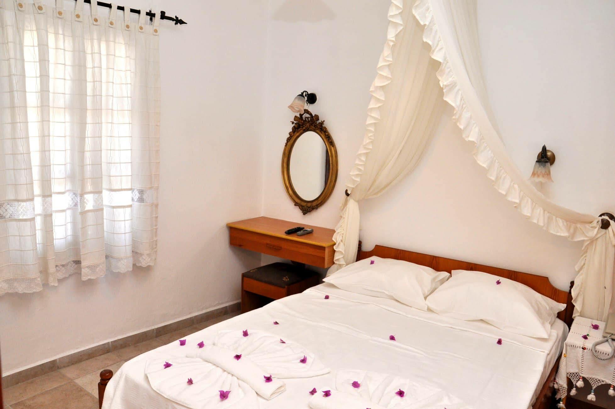 Gloriatibi Jarra Hotel غومْبيت المظهر الخارجي الصورة