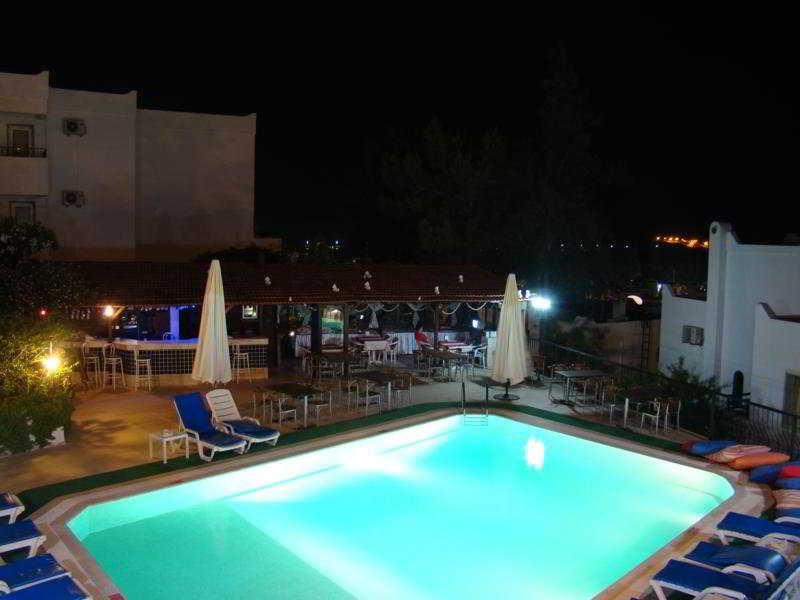 Gloriatibi Jarra Hotel غومْبيت المظهر الخارجي الصورة